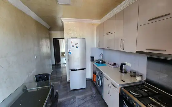4-room apartment with sea view in Batumi, photo 11