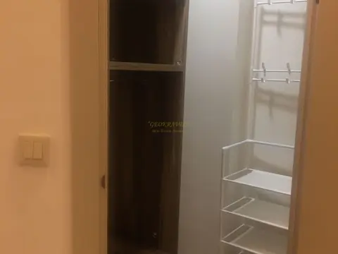 Трехкомнатная квартира возле моря в городе Батуми.