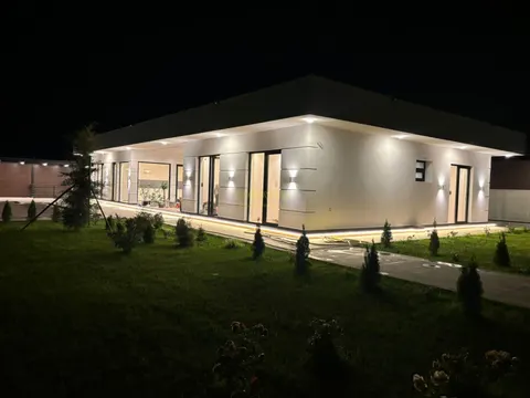Недавно построенная вилла в Сагурамо.