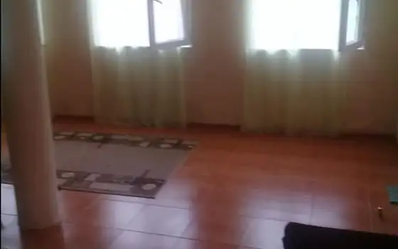 Продается частный дом с земельным участком.