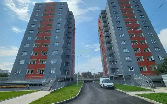 Срочно продается трехкомнатная квартира у моря. - სურათი 1