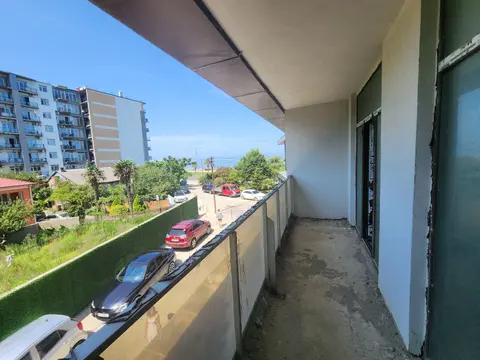 Квартира на берегу моря.
