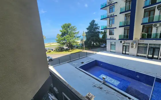 Квартира на берегу моря.