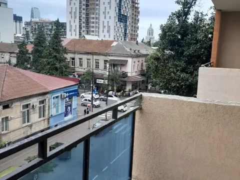 Двухкомнатная недвижимость в городе Батуми.
