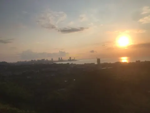 Продается земельный участок с видом на море.