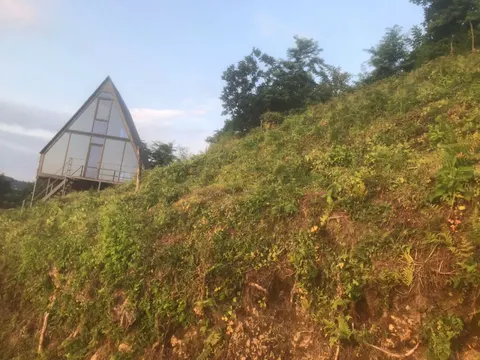 Продается земельный участок с видом на море.