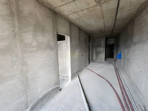 Трехкомнатная квартира в 50 метрах от моря.