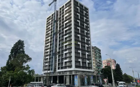 Продается квартира на берегу моря.