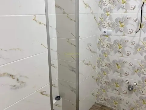 Продается квартира на берегу моря.