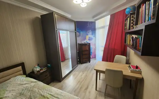 5-Room Apartment on Bagrationi, photo 4