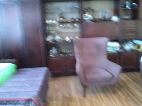 Продается частный дом на берегу реки с видом на горы в Кобулети.