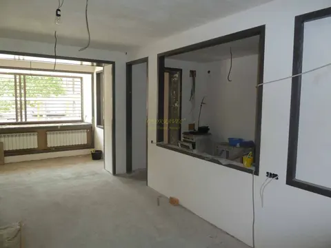 Продается коммерческое помещение в городе Тбилиси.