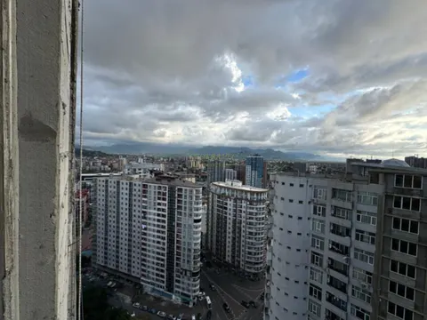 Продается квартира с видом на море.