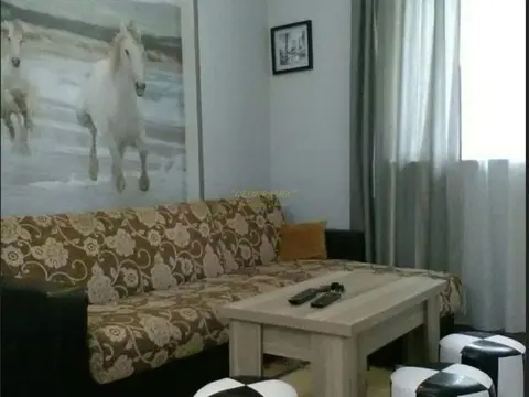 Срочно продается квартира с ремонтом и мебелью.