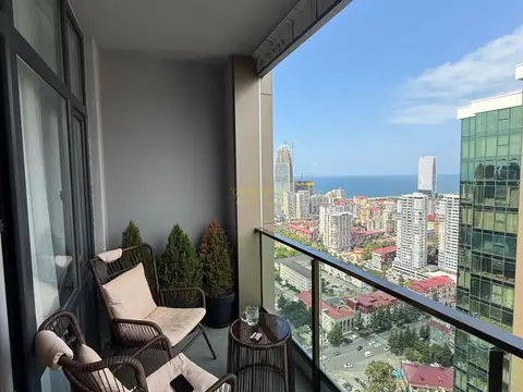 Срочно продается квартира с видом на море.