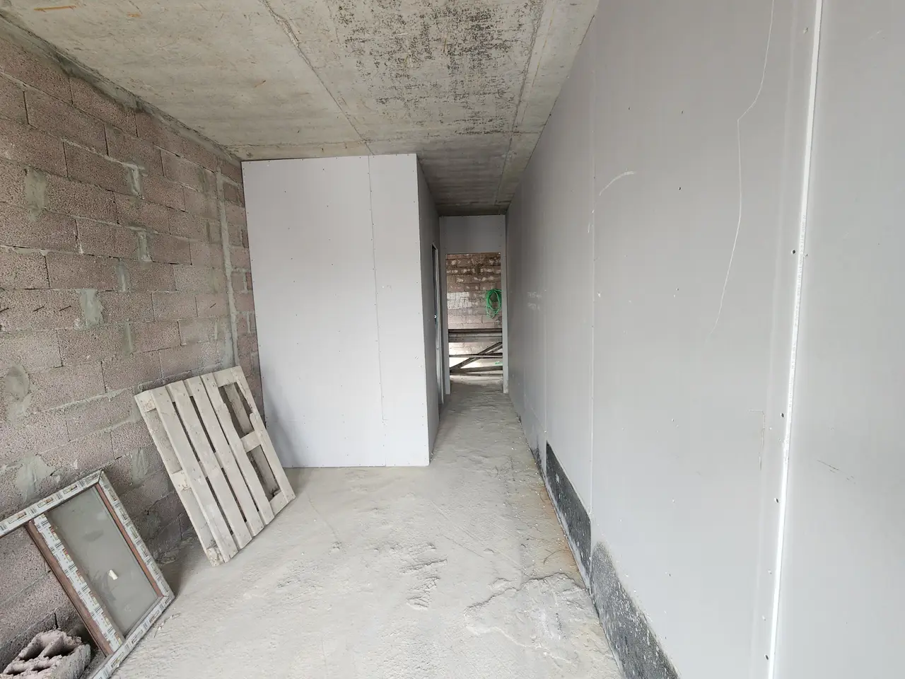 Duplex with Terrace and Pool in Batumi, photo 1