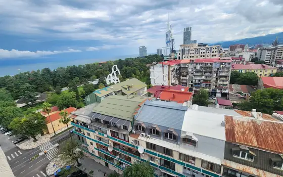 Продается квартира в центре города.