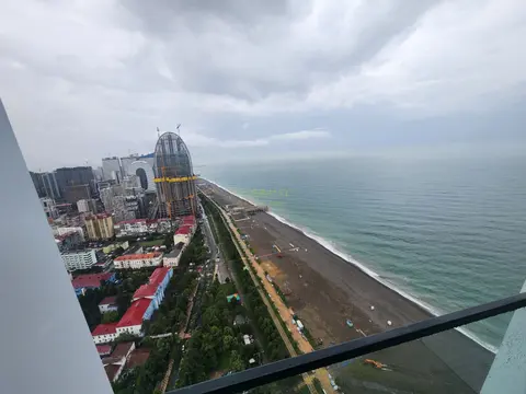 Апартамент студия на берегу моря.