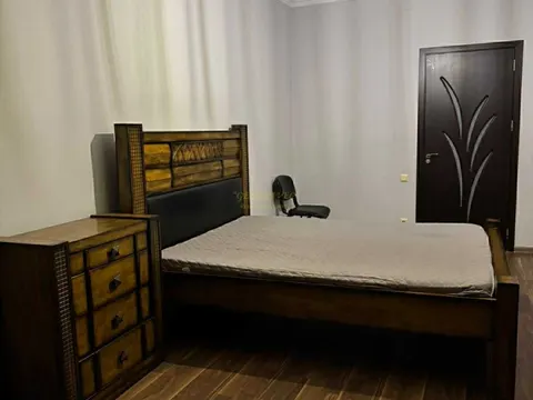 Продается четырёхкомнатная квартира в городе Батуми.