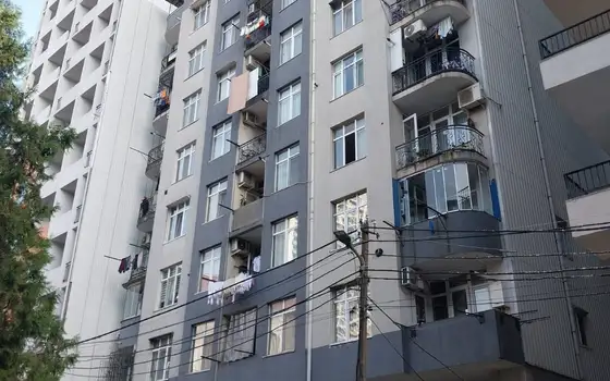 3-Room Apartment with Renovation and Balcony in Batumi, photo 11