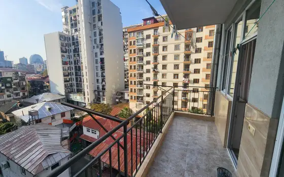 3-Room Apartment with Premium Renovation on Selim Khimshiashvili Street, photo 7