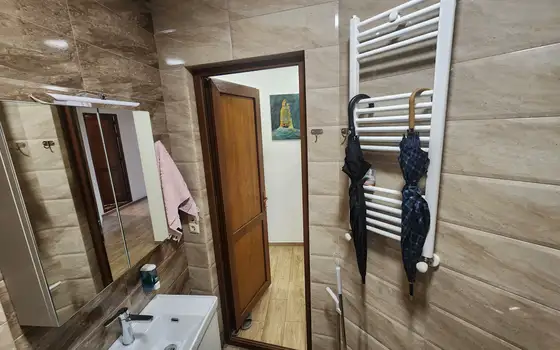 3-Room Apartment with Premium Renovation on Selim Khimshiashvili Street, photo 9
