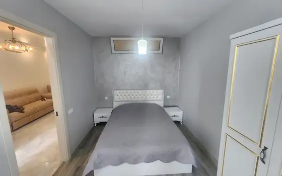 Renovated 2-Bedroom Apartment with Furniture Near Metro City, photo 9