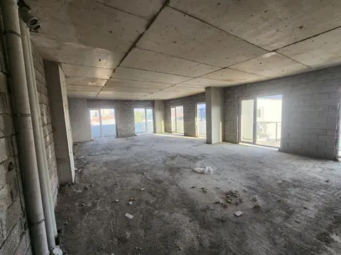 Продается квартира центральной частию.