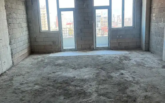 Продается квартира в центре города.