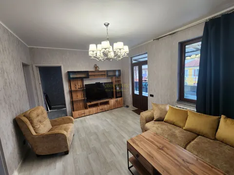 Продается благоустроенный двухэтажный частный дом в городе Батуми.