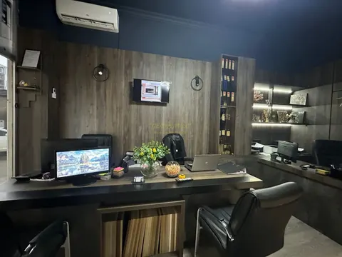 Продается коммерческая площадь.
