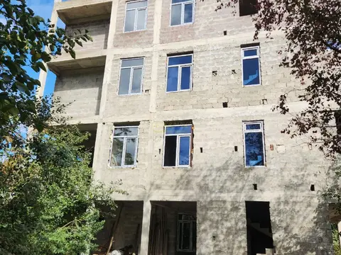 Продается пять этажный дом в Чакви. - სურათი 1