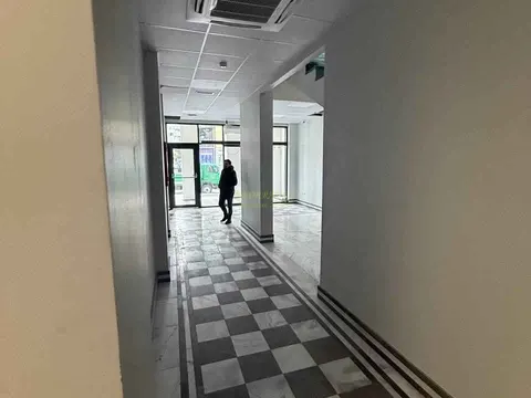 Медицинский центр на продажу.