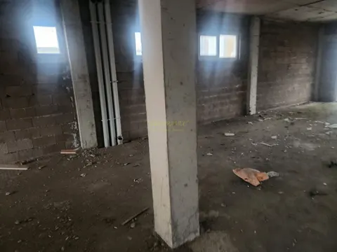 Продается пятиэтажный дом.
