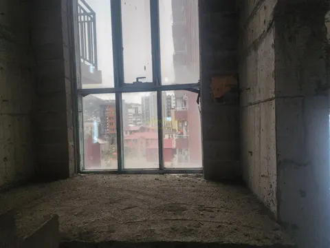 Продается пятиэтажный дом.