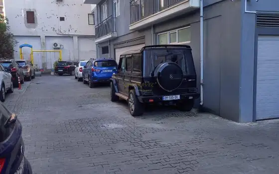 Продается квартира в центре города.