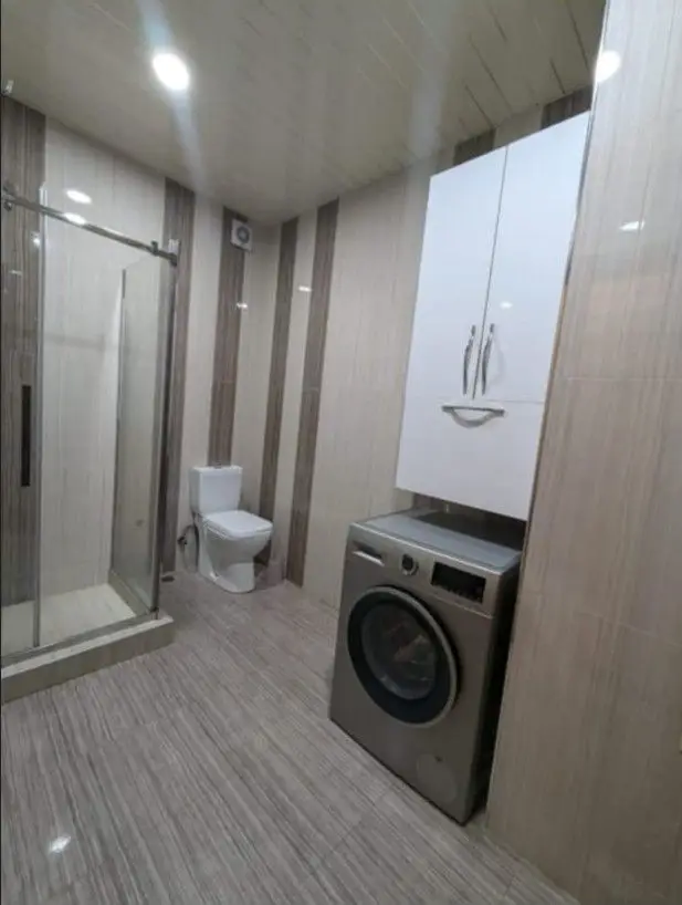 Spacious 101 sq.m Apartment with Premium Renovation in Batumi, photo 1