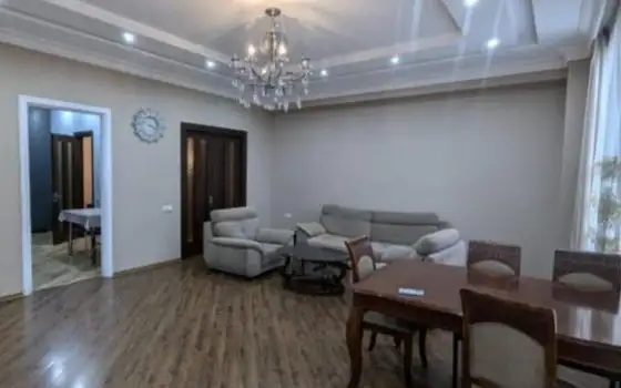 Spacious 101 sq.m Apartment with Premium Renovation in Batumi, photo 6