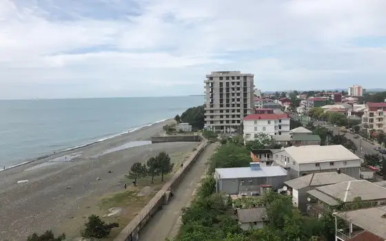 Two-Room Apartment Near the Sea in Batumi, photo 5