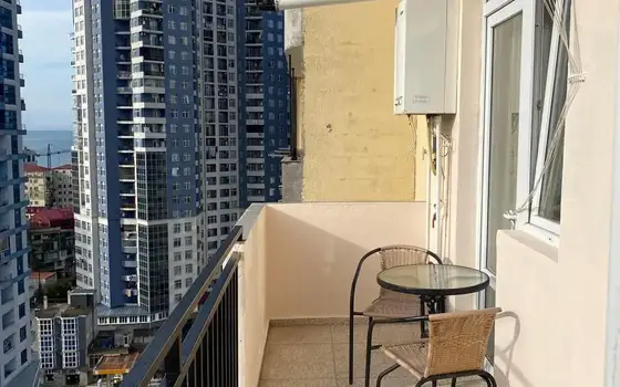 Two-Room Apartment Near the Sea on Pirosmani Street, photo 2