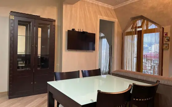 Готовая к проживанию квартира 75 м² на улице Парнаваз Мепе - изображение 1