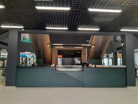 Действующий бизнес в центре города.