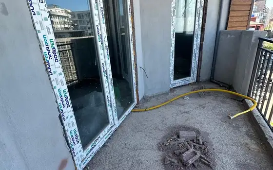 43 m² Black Frame Apartment on Bagrationi Street, photo 3