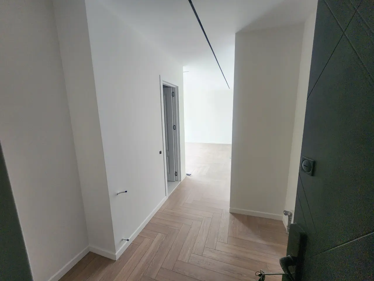 Newly Renovated 2-Bedroom Apartment 200 m from the Sea with Sea View, photo 1