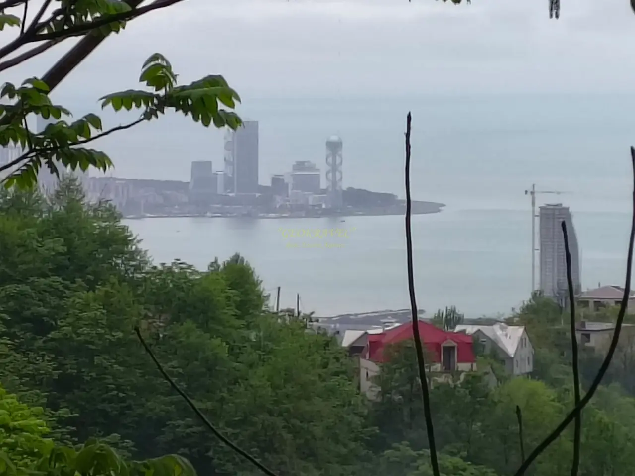 Купить земельный участок с видом на море.