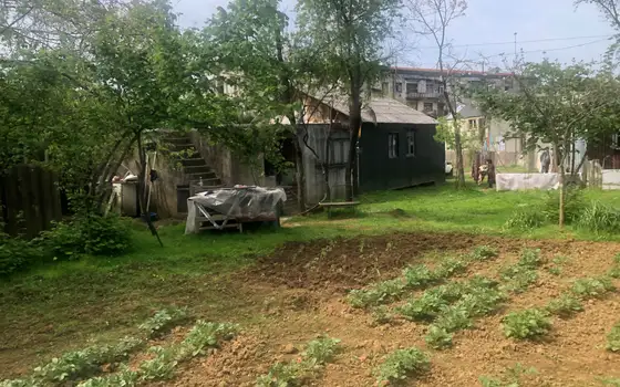 Продается земельный участок в тихом районе от моря 2 км-ах в Чакви.