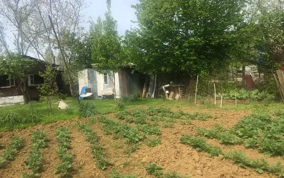 Продается земельный участок в тихом районе от моря 2 км-ах в Чакви.
