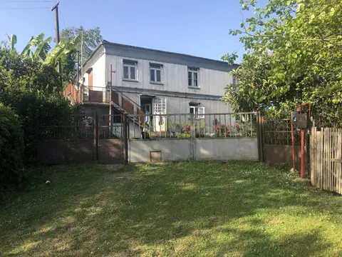 Продается частный дом в тихом районе с красивым видом на горы, в Кобулетском муниципалитете. - სურათი 1