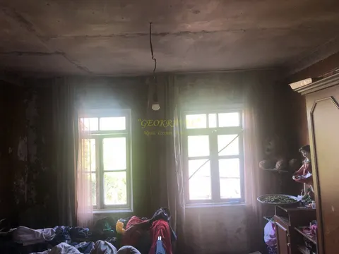 Продается частный дом в тихом районе с красивым видом на горы, в Кобулетском муниципалитете.