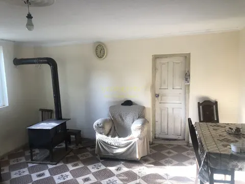 Продается частный дом в тихом районе с красивым видом на горы, в Кобулетском муниципалитете.
